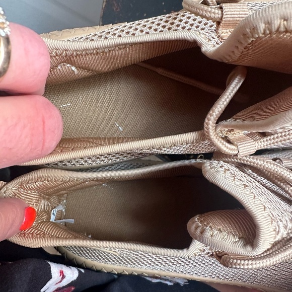 Beige mens 9 athletic preppy streetwear  lace up running shoes casual light - Picture 3 of 7